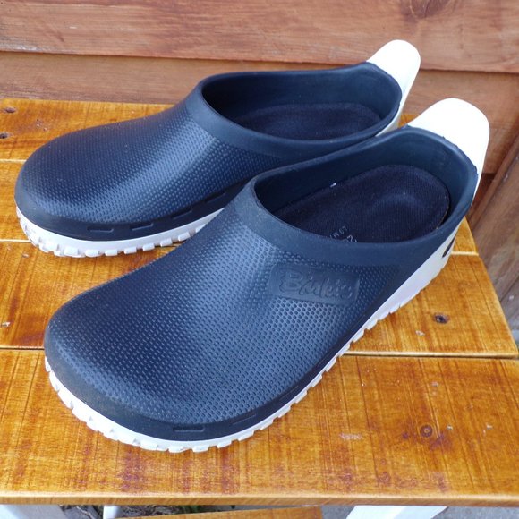 Birkenstock Shoes - Birkenstock Birkis 260 Size 40 7.0 Black Slip On Mule Clogs